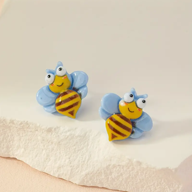 Bee earring