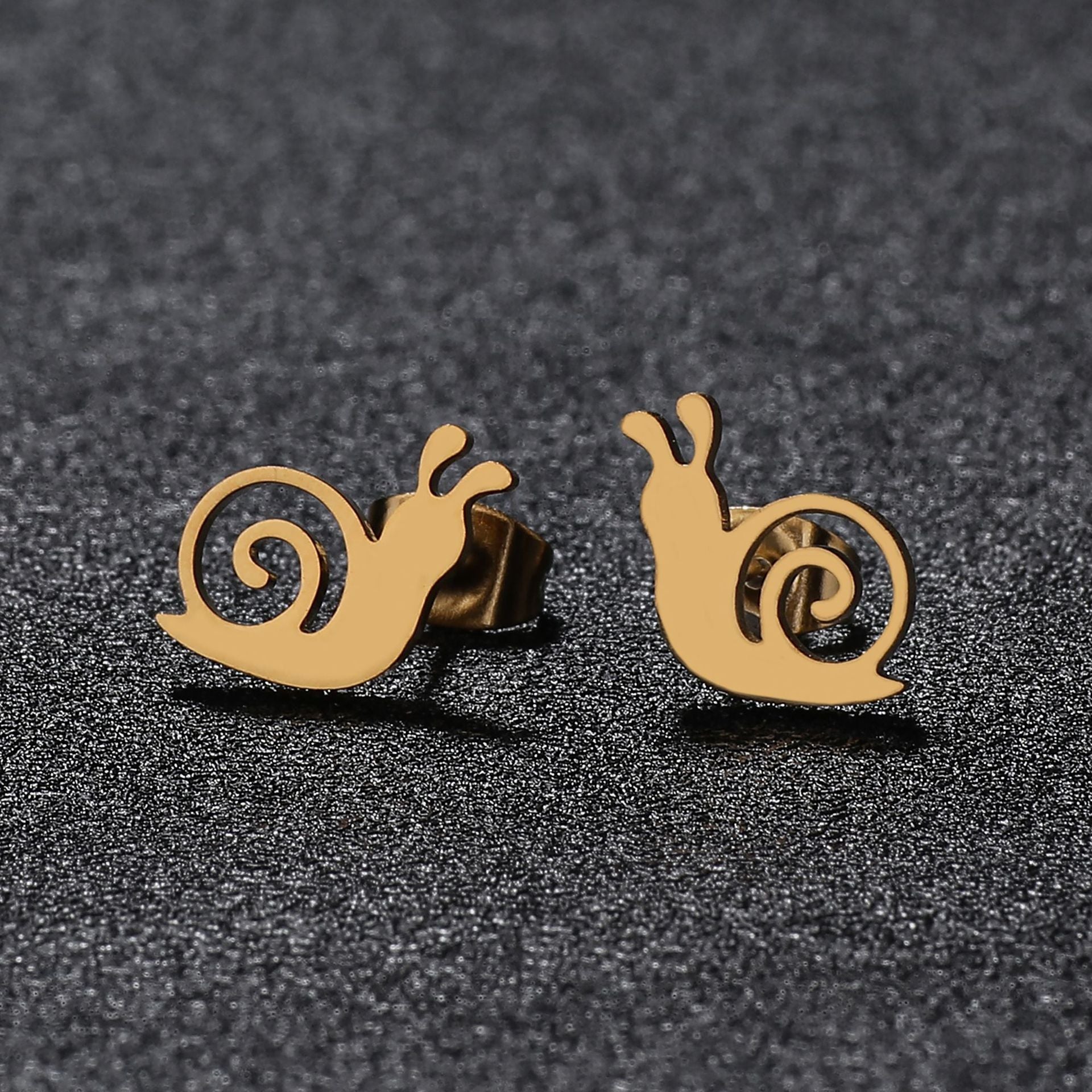 Snail earring